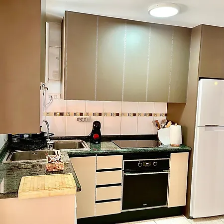 Casa Pera Atico Duplex 1ª アパート *