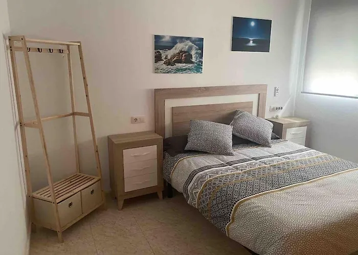 Casa Pera Atico Duplex 1ª アパート