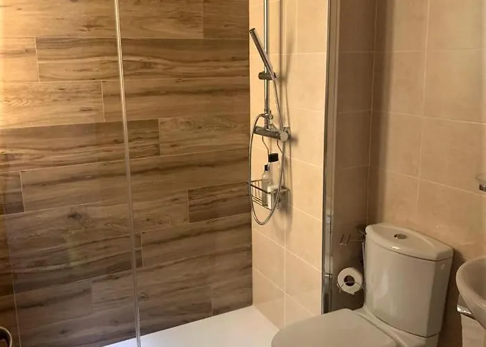 Casa Pera Atico Duplex 1ª アパート *